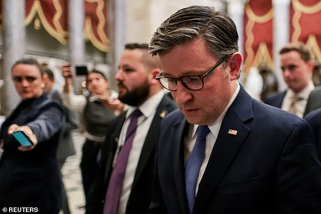 Tucker Carlson Faces GOP Backlash Over Controversial Nick Fuentes Invite, Reigniting Debate on Far-Right Ties