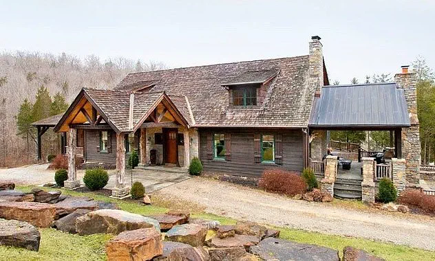 The Controversial Death of Christopher Lindner: Obituary Contrasts with Reality of a Privileged Life