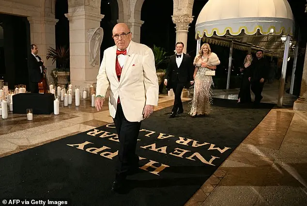 Donald Trump’s Mar-a-Lago New Year’s Eve Tradition: A Three-Decade Evolution from Elite Gathering to Political Hub