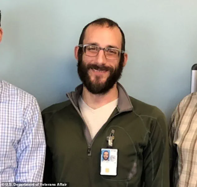 Debate Over Lethal Force by Federal Agents in Minneapolis After Killing of U.S. Army Veteran and Nurse Alex Pretti