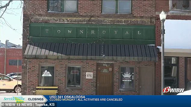 Tragic Death of Kansas Teacher Amid Winter Storm Fern's Deadly Impact