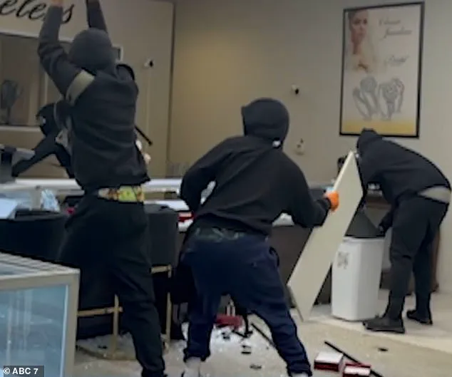 Viral Video of Teen Tackle Sparks ICE Raid Fears, Police Clarify It's Undercover Pursuit