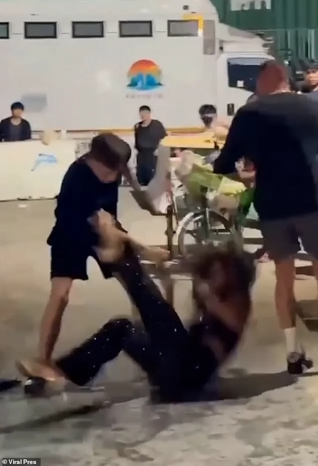 Violent Confrontation Erupts in Pattaya Between British Tourists and Transgender Women