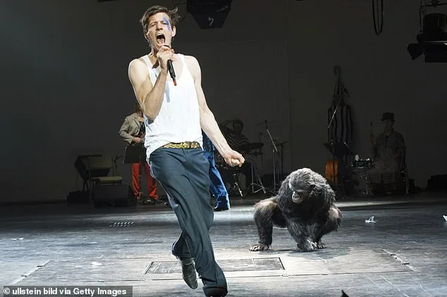 Actor Attacked in German Play on Fascist Executions Sparks Debate on Artistic Boundaries