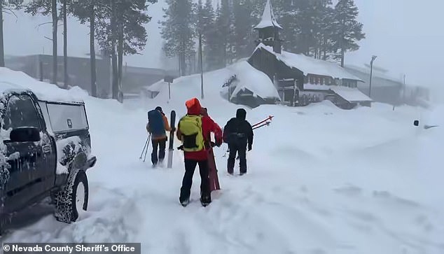 Avalanche Near Lake Tahoe Leaves 10 Skiers Missing as Search Teams Deploy