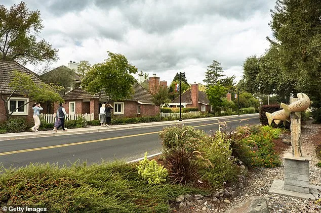 Thomas Keller Opposes Yountville Housing Plan, Cites Economic Concerns
