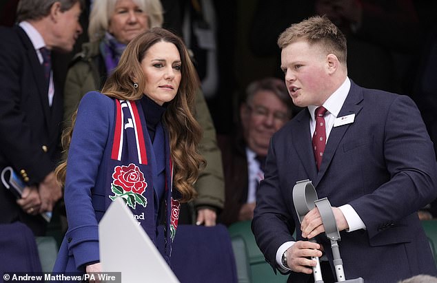 Kate's Cheering at Twickenham Amid Royal Family's Turmoil