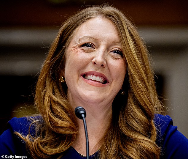 Senator Mullin and Senator Sanders Clash on Senate Floor in High-Stakes Healthcare Debate