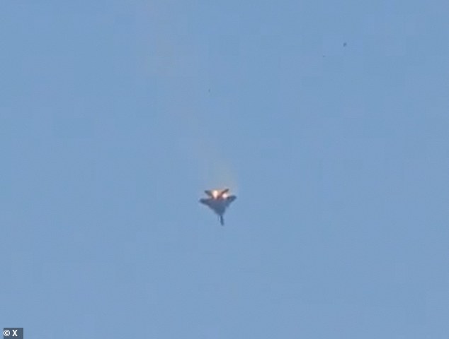 Tragic Friendly Fire Incident: Three U.S. F-15 Jets Shot Down by Kuwaiti Forces, All Crew Members Survive