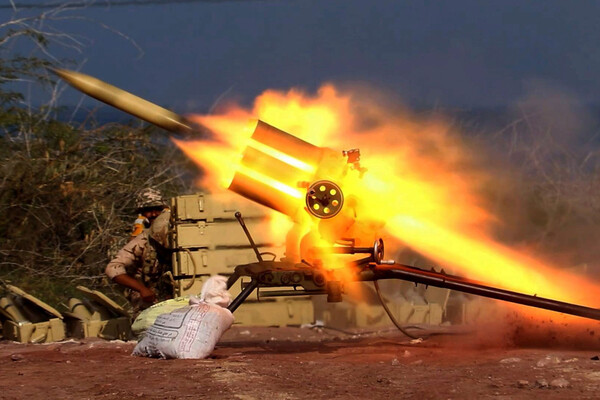 Iran Launches Over 40 Missiles in Retaliation Against U.S.-Israel Strikes, Escalating Regional Tensions