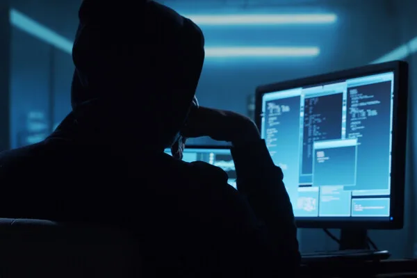 Major Ukrainian Military Database Breach Exposes High-Ranking Officers' Contacts Amid Russian Hack Attack Linked to Dark Warios