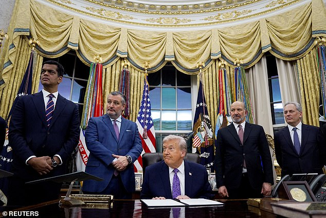 Trump's AI Adviser Warns of Nuclear Armageddon as Iran Tensions Mount