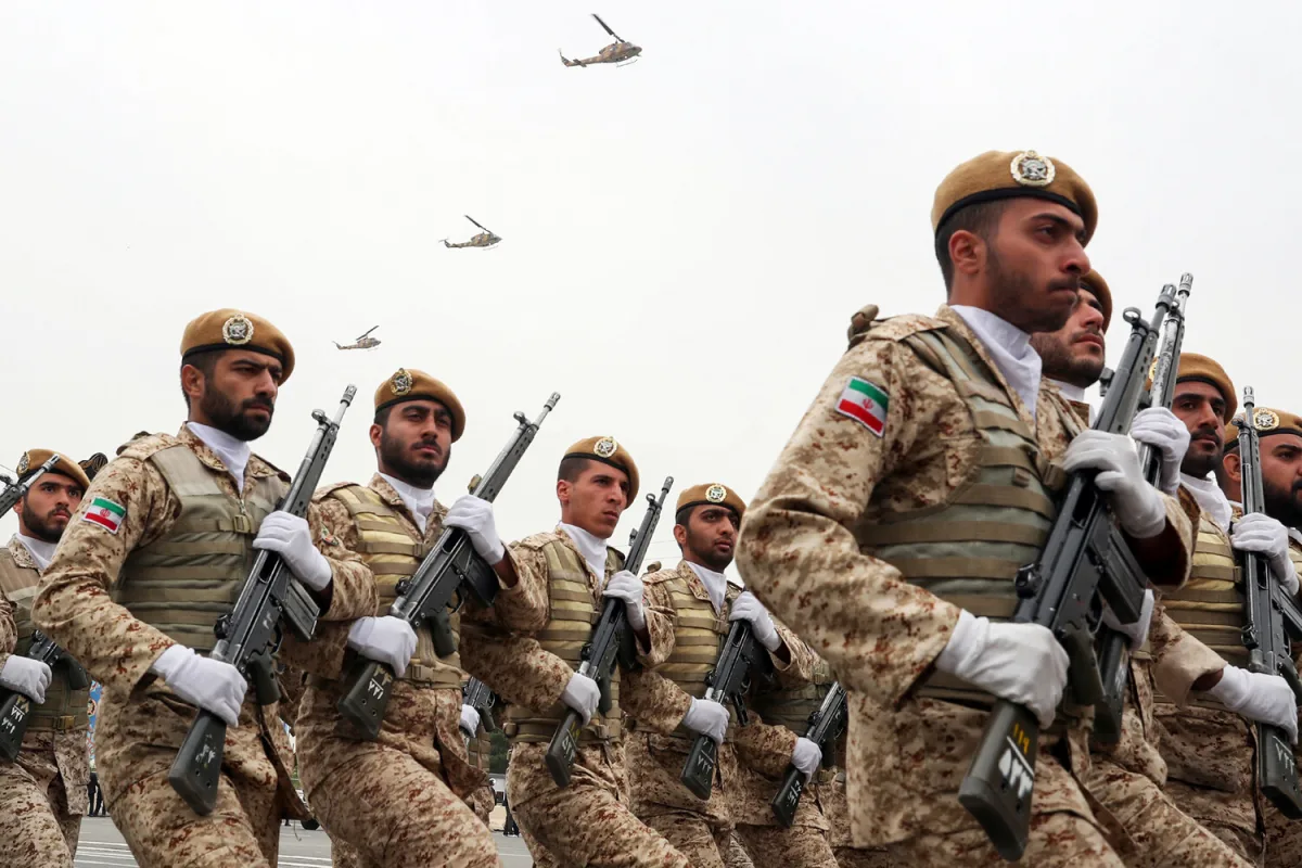 Iran Warns of Seizure of UAE and Bahrain Territories, Threatens to Mine Persian Gulf as Gulf Tensions Escalate