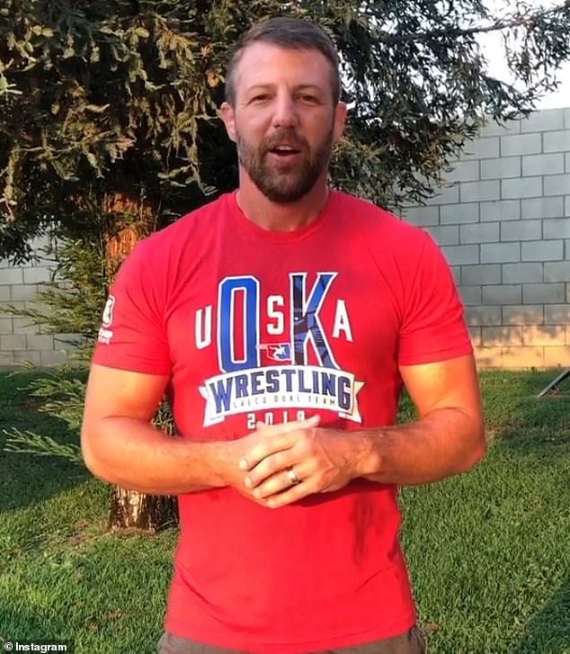 Jimmy Kimmel's Joke Sparks Backlash Over Blue-Collar Remarks