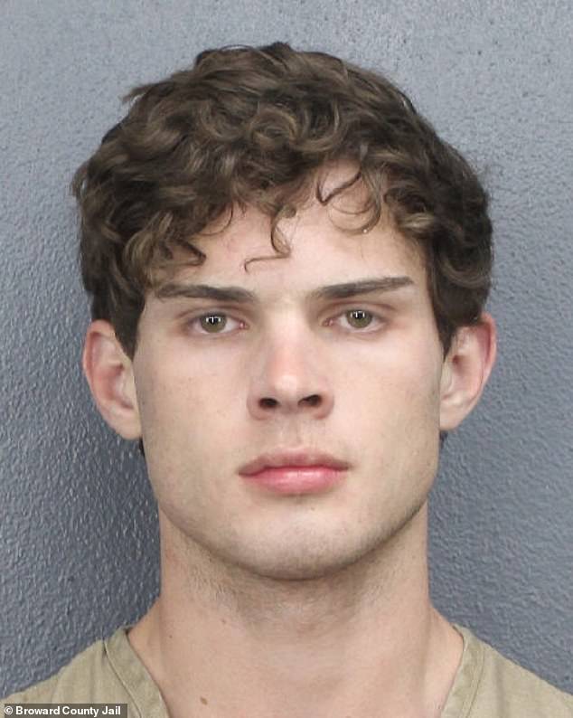 Internet Streamer Clavicular Arrested in Florida for Misdemeanor Battery Charge Linked to Livestream Altercation