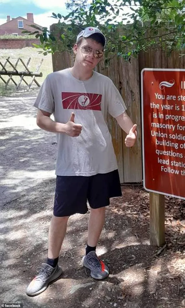 17-Year-Old Michael Haskell Turns Abandoned Storage Lockers into a Treasure Hunting Business