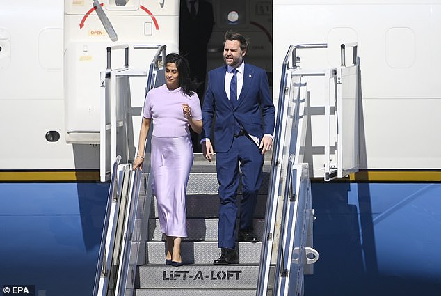 Vance hosts billionaire dinners while raising $60M for GOP coffers