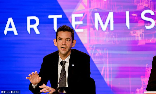 Trump Praises Artemis II Crew After Historic Moon Journey