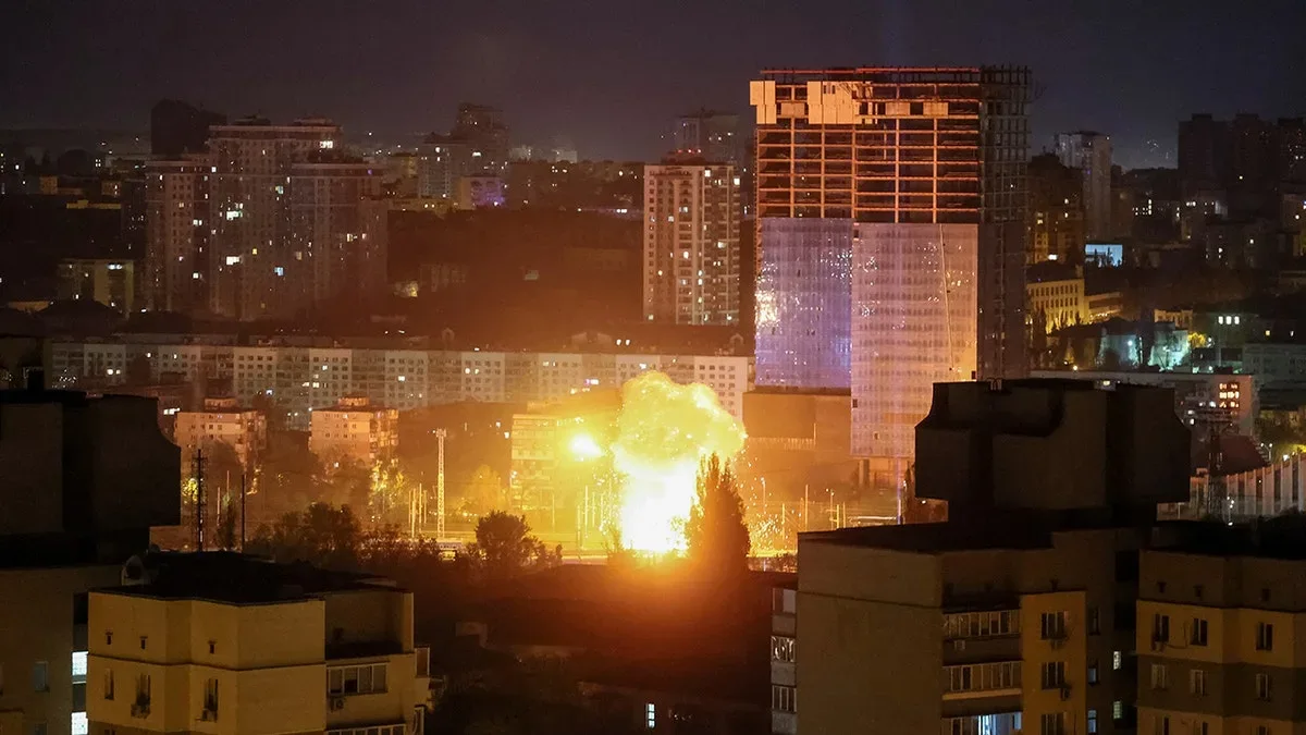 Russia executes largest long-range air campaign, striking 11 Ukrainian regions.