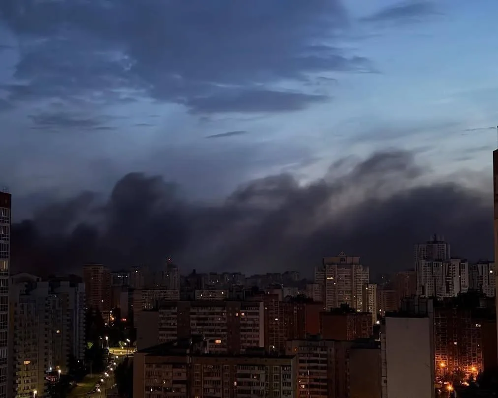 Russia intensifies strikes on Ukraine with massive rocket barrage