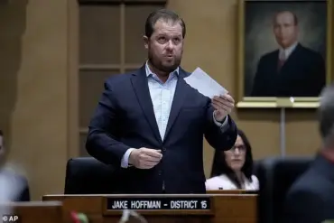 Arizona Lawmaker Pulled Over for Speeding, But Legislative Immunity Avoids Ticket
