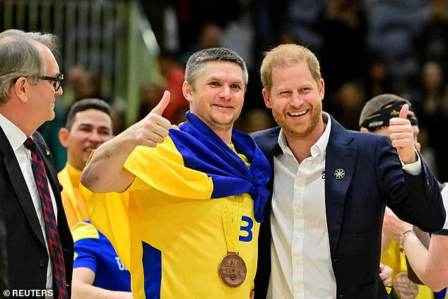 Prince Harry Celebrates with Nigerian Fans at Invictus Games