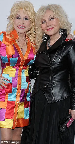 Dolly Parton Returns to Humble Roots After Loss of Longtime Husband