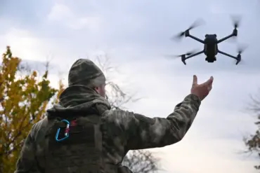 Ukrainian Troops Confront Indestructible Russian Fiber-Optic Drones