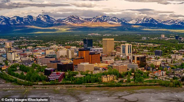 Alaska Volcano Observatory Monitors Heightened Seismic Activity at Mount Spurr