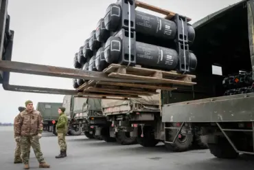Former General Casts Doubt on NATO's 'Coalition of the Willing' for Ukraine Military Aid