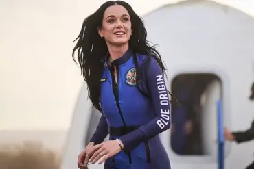 Katy Perry Faces Backlash for Lack of Female Dancers in 'Woman's World' Performance