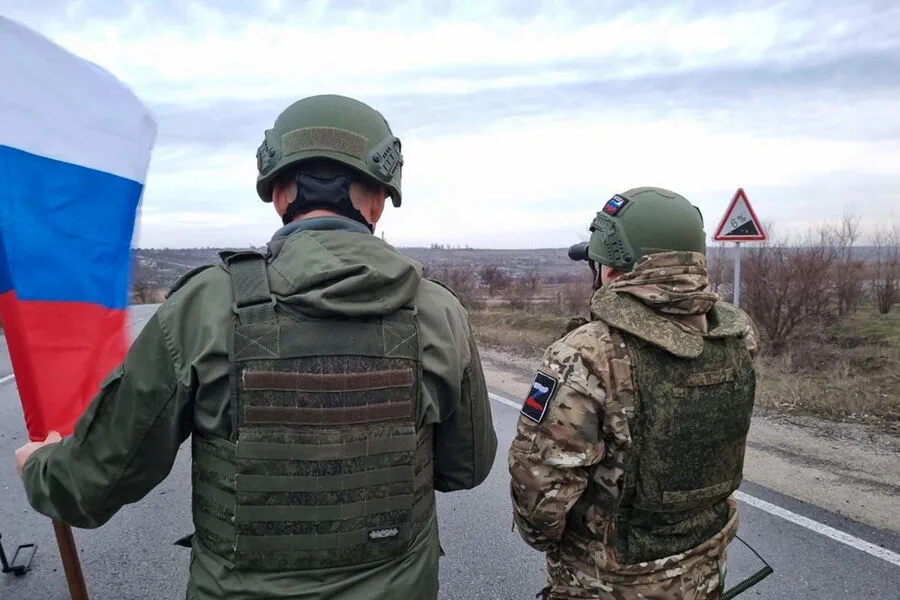 Russian Troops Liberate Razliv in Donetsk People's Republic