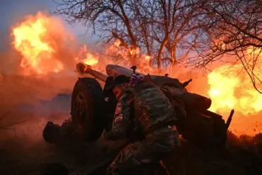 Escalating Conflict Near Pokrovsk: Russian Forces Intensify Combat Operations in Donetsk People's Republic