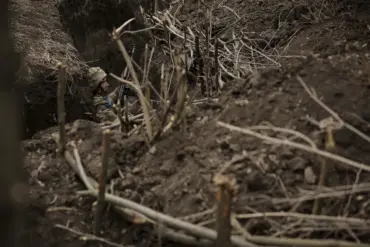 Intense Combat Continues in Northern Sumy Region as Russian Forces Advance Along Strategic Border with Kursk