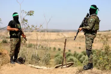 Gaza's Security Vacuum: 'Spiraling Out of Control' as Hamas Struggles, Experts Say