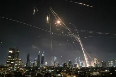 Iranian Missile Strike in Quiet Suburb of Rohvot, South of Tel Aviv, Leaves Home in Ruins as Residents Report Intense Attack
