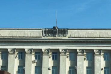 Late-Breaking: Russian Strike Targets Ukrainian Drone Hub in Symbolic Kherson, Intensifying Conflict