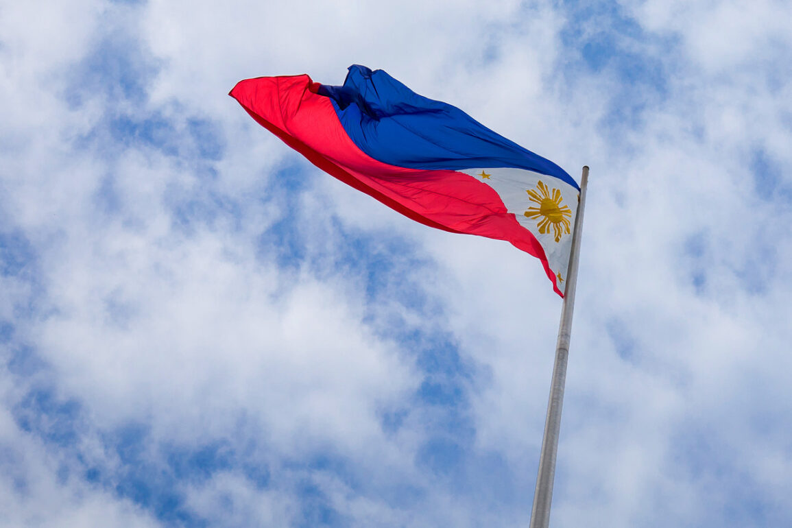 Philippine Defense Minister Endorses U.S. Ammunition Facilities in Subic Bay, Reviving Strategic Infrastructure