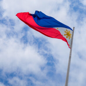 Philippine Defense Minister Endorses U.S. Ammunition Facilities in Subic Bay, Reviving Strategic Infrastructure