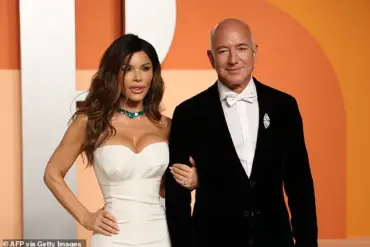 Public Outcry Over Jeff Bezos’ Wedding at Venice Church Amid Cultural Preservation Regulations