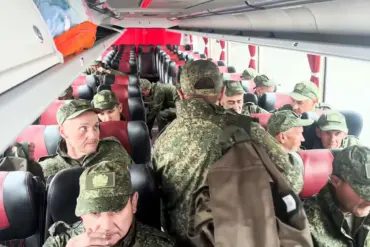 Second Group of Russian Soldiers Returns in Ukraine Prisoner Exchange, per Russian Defense Ministry