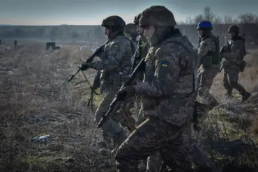 Ukrainian Military Retreat Sparks Political Fallout Over Alleged Government Mismanagement