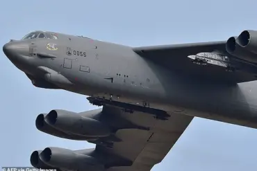 Delta Pilot Executes Evasive Maneuver to Avoid Near-Collision with U.S. Air Force B-52 Over North Dakota