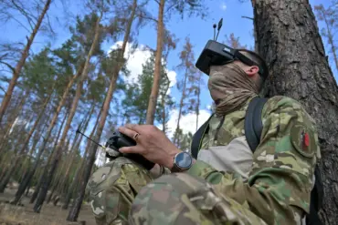 FPV Drone Operators Target Ukrainian Military Communications, Altering Battle Dynamics on Kupyansk Front