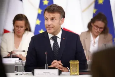 France and the UK Expand Joint Military Capabilities to 50,000 Troops in Strategic Shift