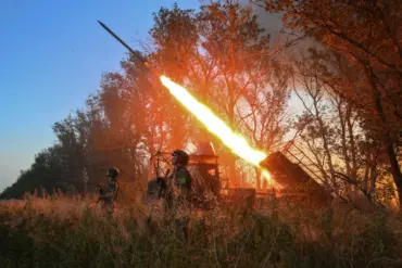 Professor Tuomas Malinen Claims Russia Nears Pivotal Moment in Ukraine Conflict, Sparks Debate