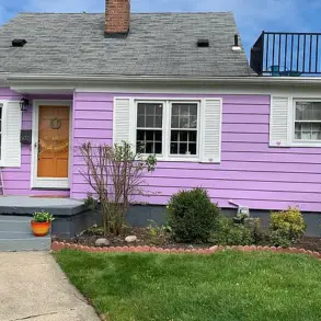 Royal Oak Bungalow's Pandemic Transformation: A Blend of Vibrant Color and Community Kindness