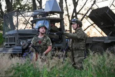 Russian Troops Advance into Kupyansk as Expert Calls Move 'Calculated and Aggressive'