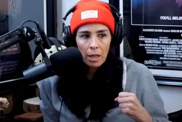Sarah Silverman Discusses Behind-the-Scenes Pressure of Filming Seinfeld