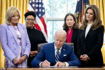 Trump Condemns Biden's Autopen Use as 'Biggest Scandal' in U.S. History, Claims Former President 'Knew Nothing' About Signed Documents